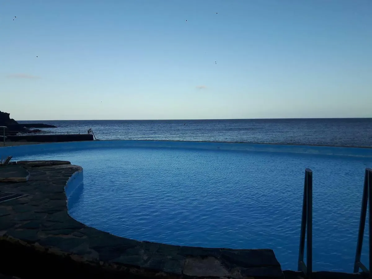 Apartamento La Caleta Isla de El Hierro terrace with incredible views
